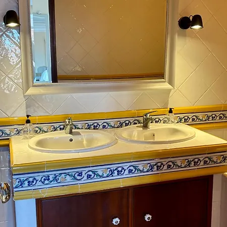 Ocean House Guest house *